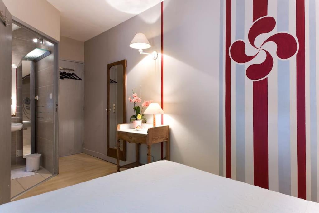 Hotel Le Cèdre Bleu Ciboure Esterno foto